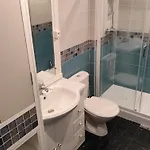 Au Cœur De Avec Balcon Et Parking - Fr-1-814-98 *