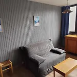 Appartement Au Cœur De Avec Balcon Et Parking - Fr-1-814-98 Super-Besse